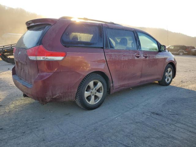 Photo 2 VIN: 5TDKK3DC3BS105463 - TOYOTA SIENNA LE 