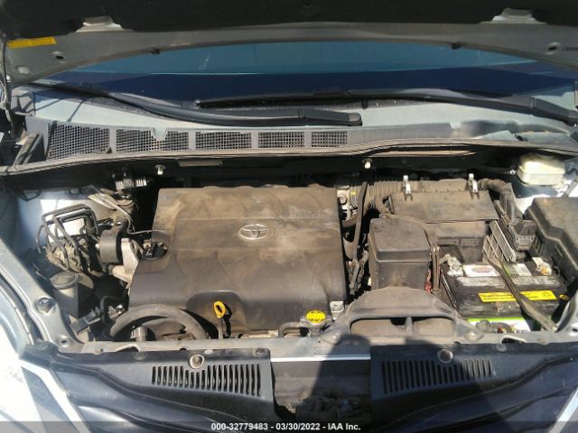 Photo 9 VIN: 5TDKK3DC3BS116401 - TOYOTA SIENNA 