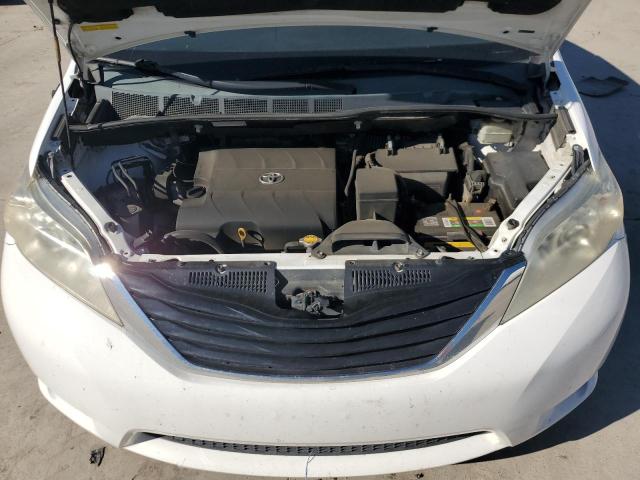 Photo 10 VIN: 5TDKK3DC3BS121548 - TOYOTA SIENNA LE 