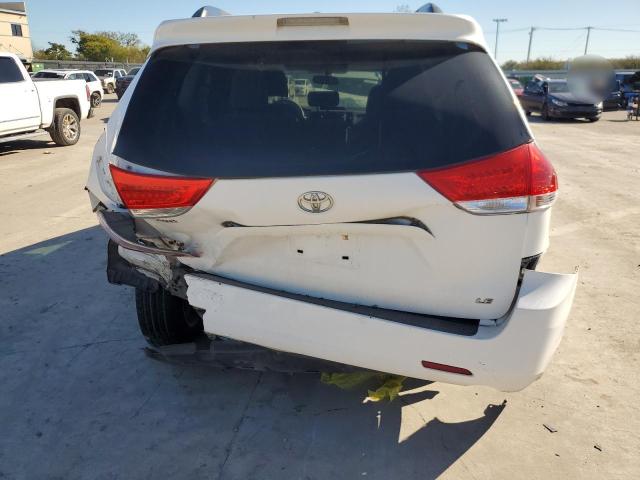 Photo 5 VIN: 5TDKK3DC3BS121548 - TOYOTA SIENNA LE 