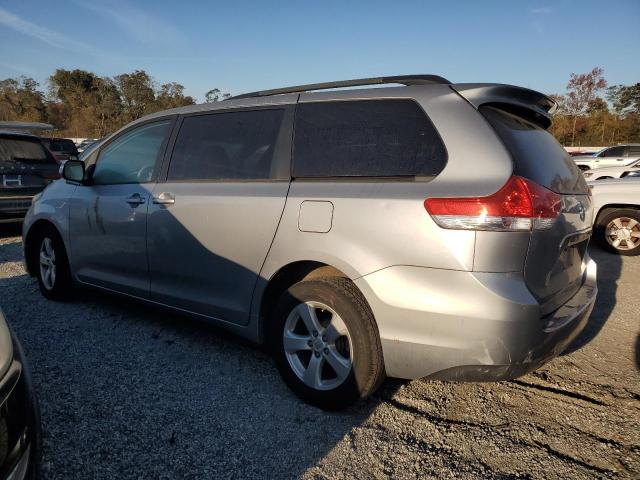 Photo 1 VIN: 5TDKK3DC3BS127320 - TOYOTA SIENNA LE 