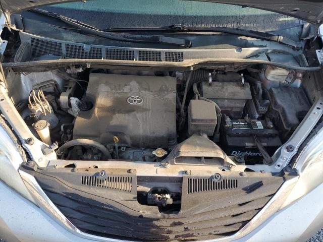 Photo 11 VIN: 5TDKK3DC3BS127320 - TOYOTA SIENNA LE 