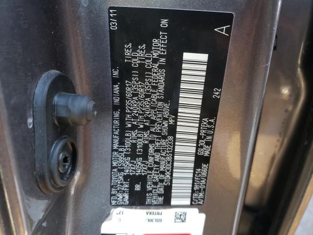 Photo 12 VIN: 5TDKK3DC3BS132338 - TOYOTA SIENNA LE 