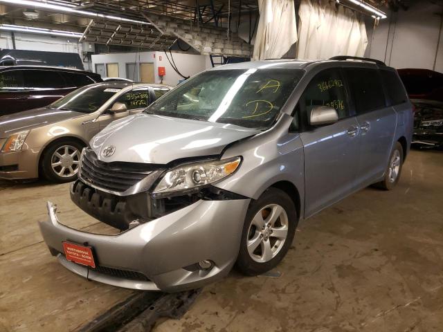 Photo 1 VIN: 5TDKK3DC3BS134736 - TOYOTA SIENNA LE 