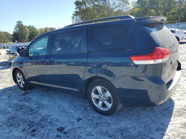 Photo 1 VIN: 5TDKK3DC3BS136258 - TOYOTA SIENNA LE 