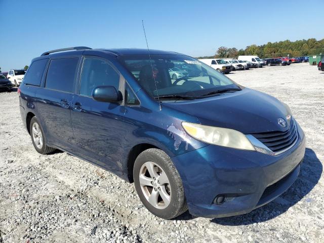 Photo 3 VIN: 5TDKK3DC3BS136258 - TOYOTA SIENNA LE 