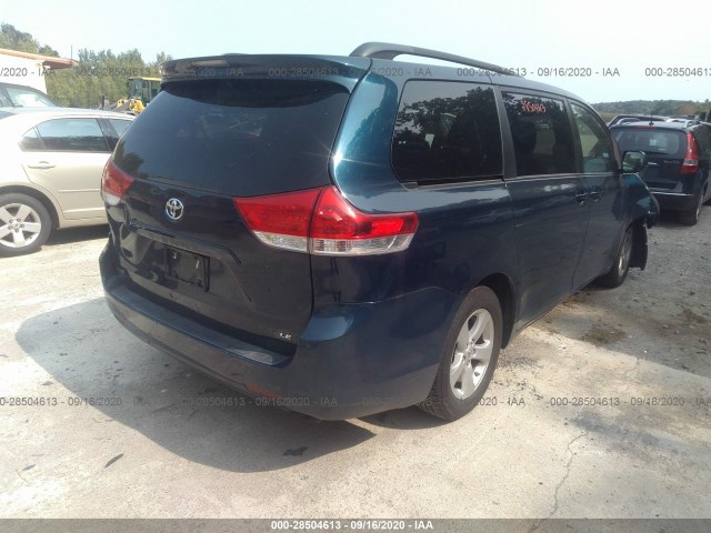 Photo 3 VIN: 5TDKK3DC3BS138379 - TOYOTA SIENNA 