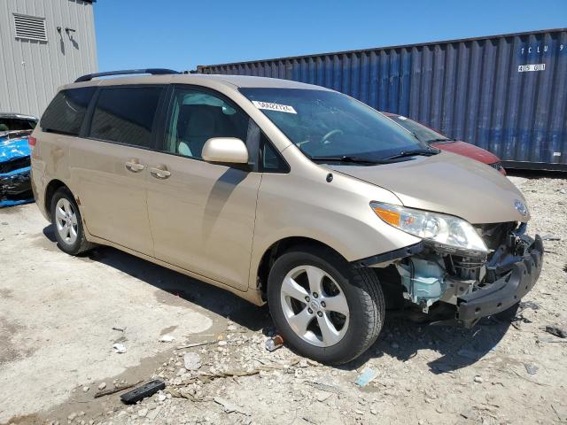 Photo 3 VIN: 5TDKK3DC3BS150533 - TOYOTA SIENNA LE 