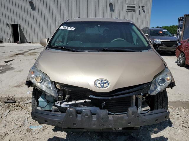 Photo 4 VIN: 5TDKK3DC3BS150533 - TOYOTA SIENNA LE 