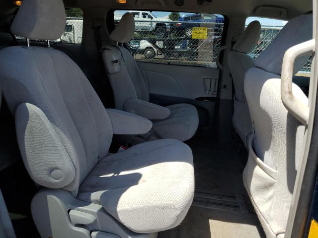 Photo 10 VIN: 5TDKK3DC3BS166022 - TOYOTA SIENNA LE 