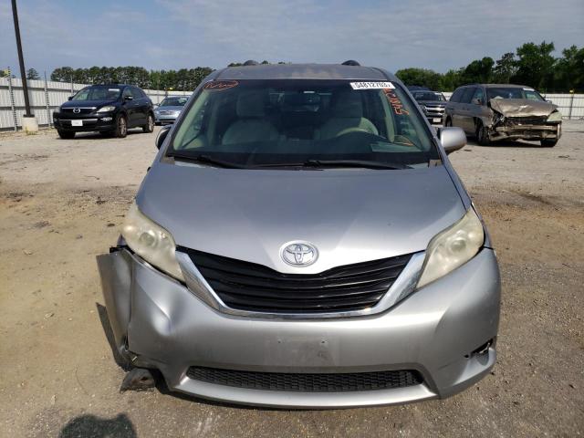 Photo 4 VIN: 5TDKK3DC3BS171656 - TOYOTA SIENNA LE 