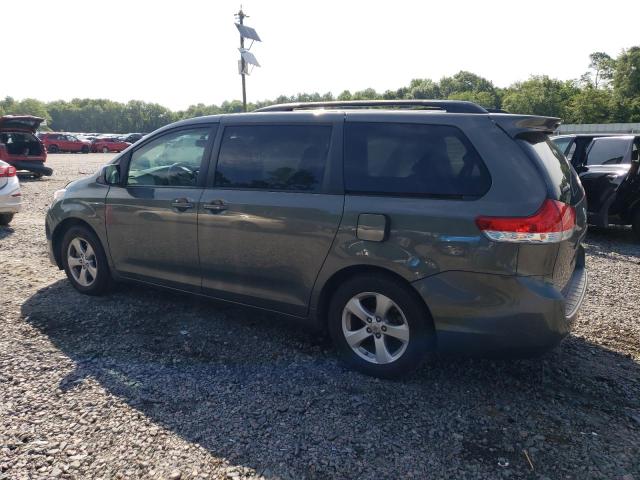 Photo 1 VIN: 5TDKK3DC3CS203099 - TOYOTA SIENNA LE 