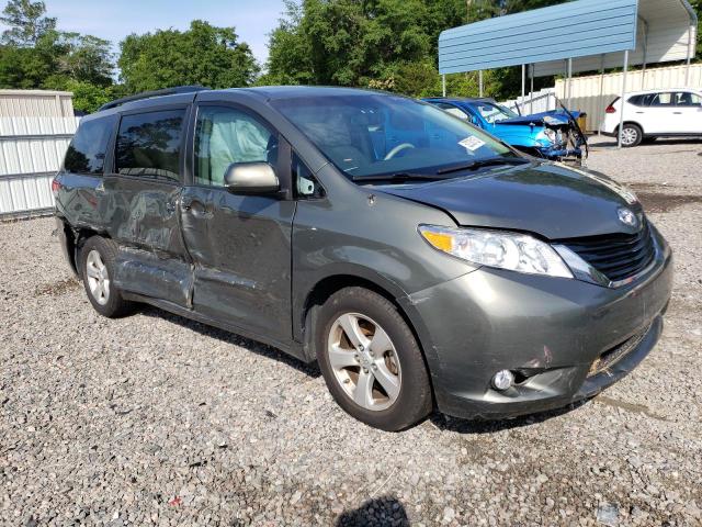 Photo 3 VIN: 5TDKK3DC3CS203099 - TOYOTA SIENNA LE 