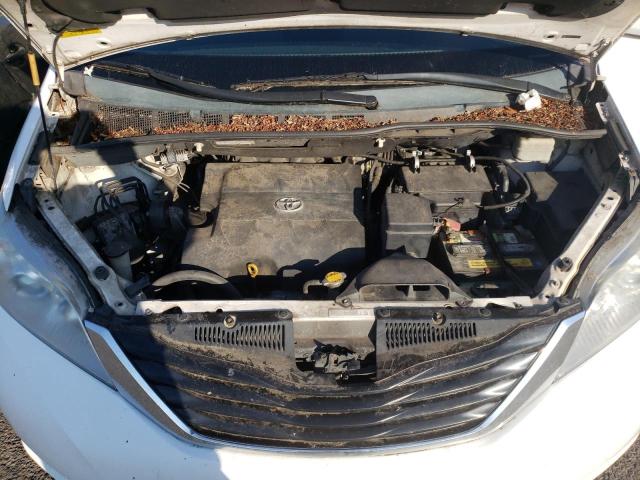 Photo 6 VIN: 5TDKK3DC3CS203412 - TOYOTA SIENNA LE 