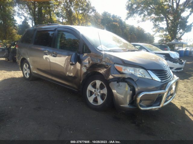 Photo 5 VIN: 5TDKK3DC3CS209372 - TOYOTA SIENNA 