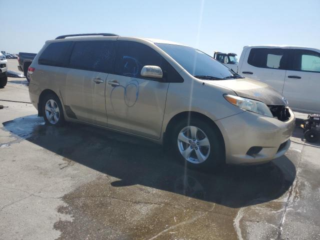 Photo 3 VIN: 5TDKK3DC3CS210814 - TOYOTA SIENNA LE 