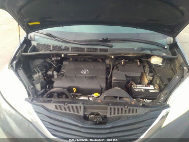 Photo 9 VIN: 5TDKK3DC3CS212045 - TOYOTA SIENNA 