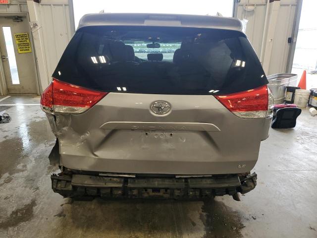 Photo 5 VIN: 5TDKK3DC3CS217455 - TOYOTA SIENNA LE 