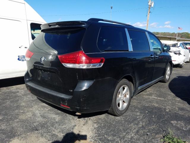 Photo 3 VIN: 5TDKK3DC3CS222610 - TOYOTA SIENNA LE 