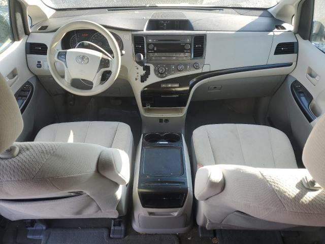 Photo 7 VIN: 5TDKK3DC3CS226902 - TOYOTA SIENNA LE 