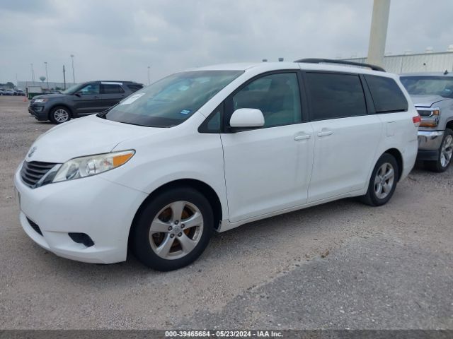 Photo 1 VIN: 5TDKK3DC3CS231355 - TOYOTA SIENNA 