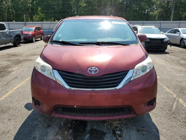 Photo 4 VIN: 5TDKK3DC3CS233803 - TOYOTA SIENNA LE 