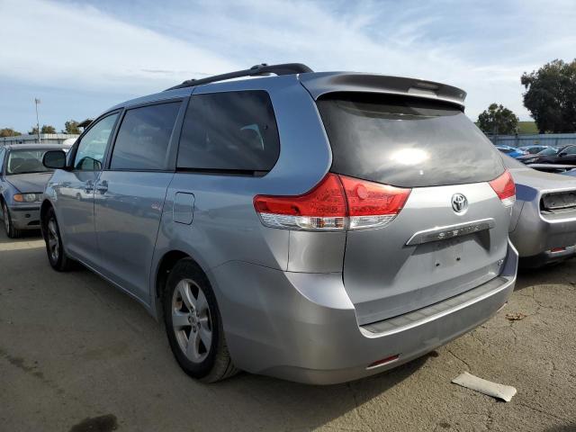 Photo 1 VIN: 5TDKK3DC3CS238158 - TOYOTA SIENNA LE 