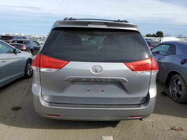 Photo 5 VIN: 5TDKK3DC3CS238158 - TOYOTA SIENNA LE 