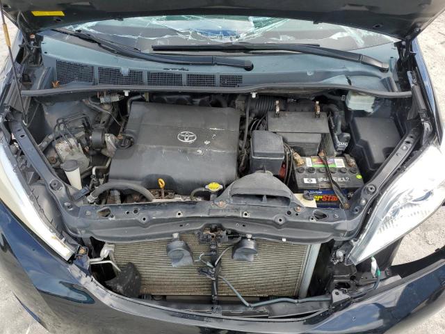 Photo 11 VIN: 5TDKK3DC3CS255655 - TOYOTA SIENNA LE 