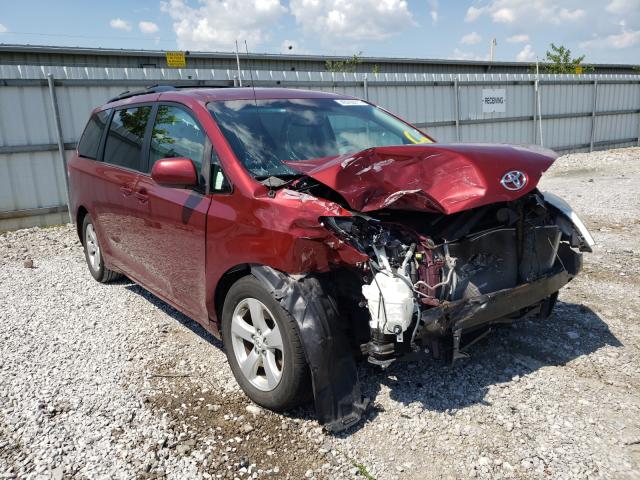 Photo 0 VIN: 5TDKK3DC3CS271418 - TOYOTA SIENNA LE 