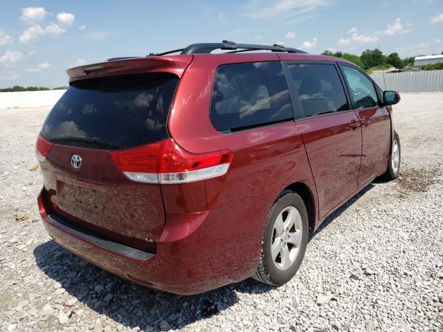 Photo 3 VIN: 5TDKK3DC3CS271418 - TOYOTA SIENNA LE 