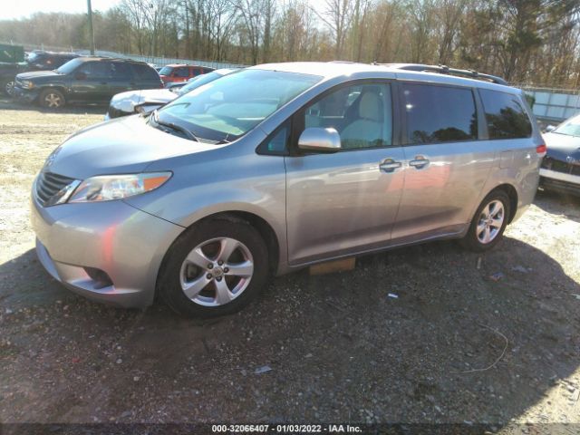 Photo 1 VIN: 5TDKK3DC3DS282601 - TOYOTA SIENNA 