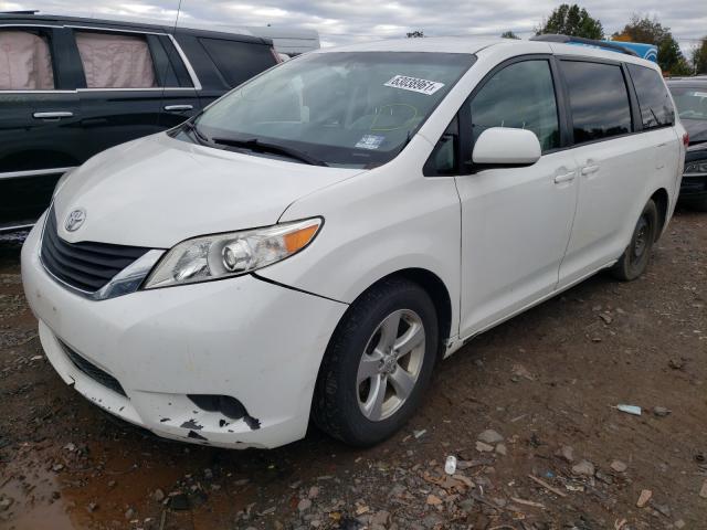 Photo 1 VIN: 5TDKK3DC3DS283814 - TOYOTA SIENNA LE 