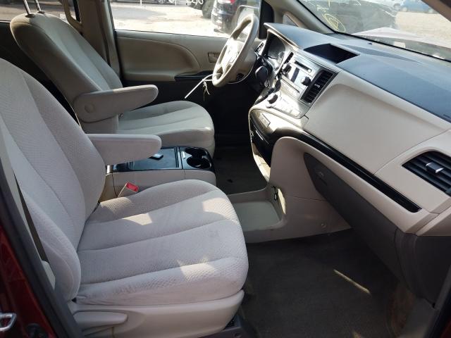 Photo 4 VIN: 5TDKK3DC3DS295655 - TOYOTA SIENNA LE 