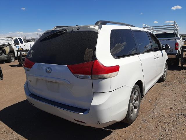 Photo 3 VIN: 5TDKK3DC3DS302667 - TOYOTA SIENNA LE 