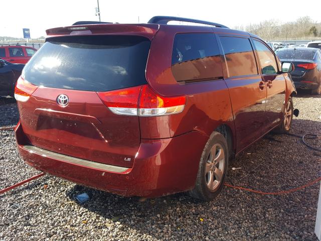 Photo 3 VIN: 5TDKK3DC3DS318075 - TOYOTA SIENNA LE 