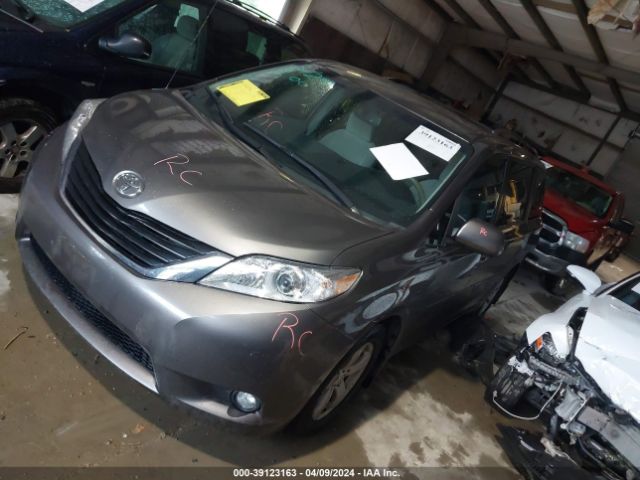 Photo 1 VIN: 5TDKK3DC3DS324684 - TOYOTA SIENNA 