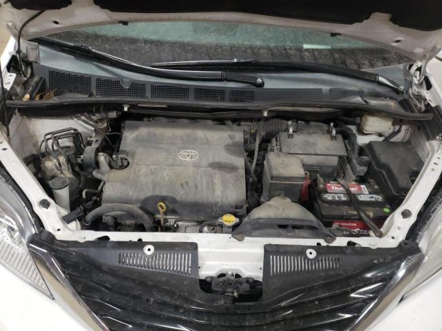 Photo 11 VIN: 5TDKK3DC3DS338178 - TOYOTA SIENNA LE 