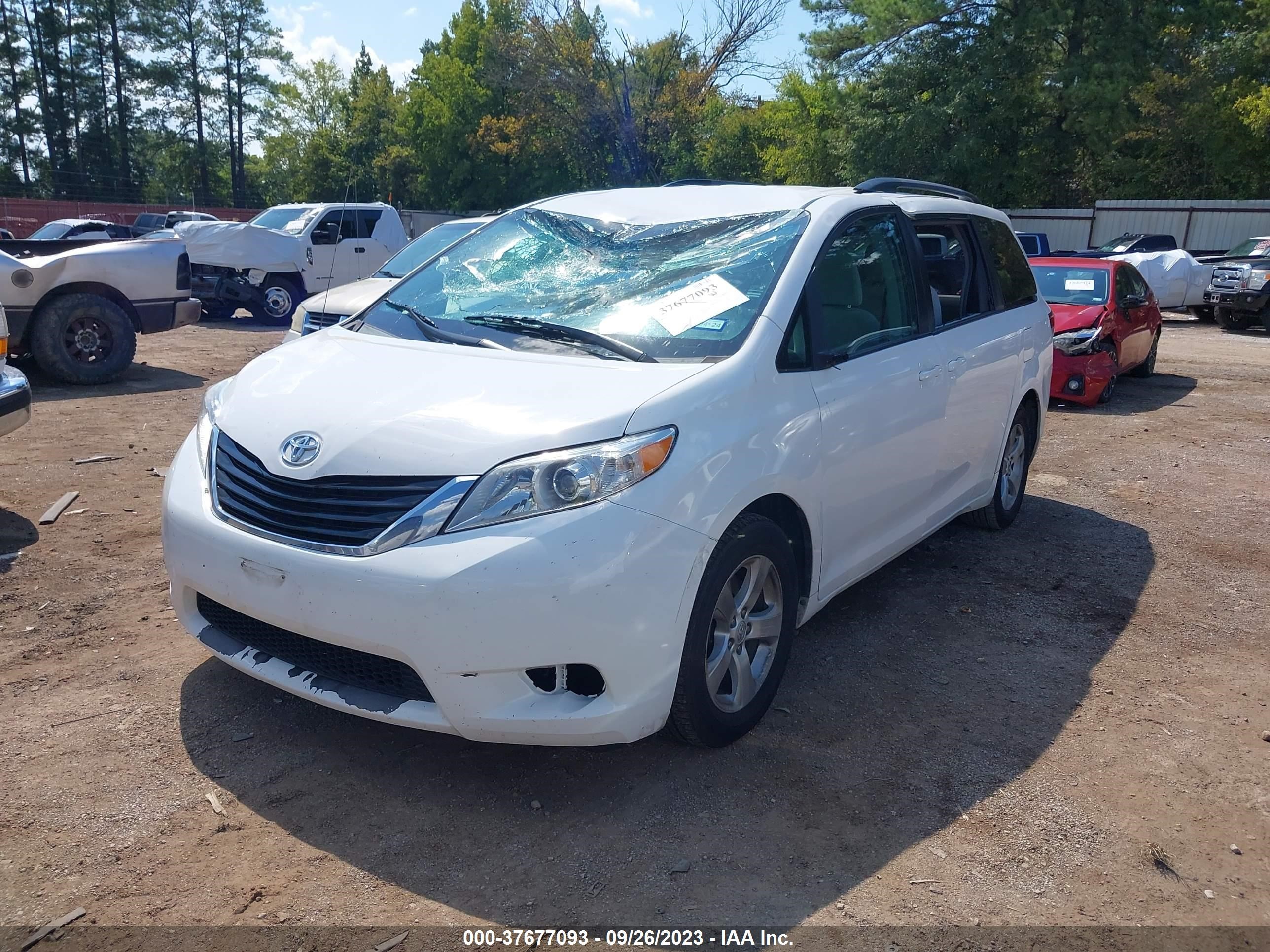 Photo 1 VIN: 5TDKK3DC3DS339959 - TOYOTA SIENNA 