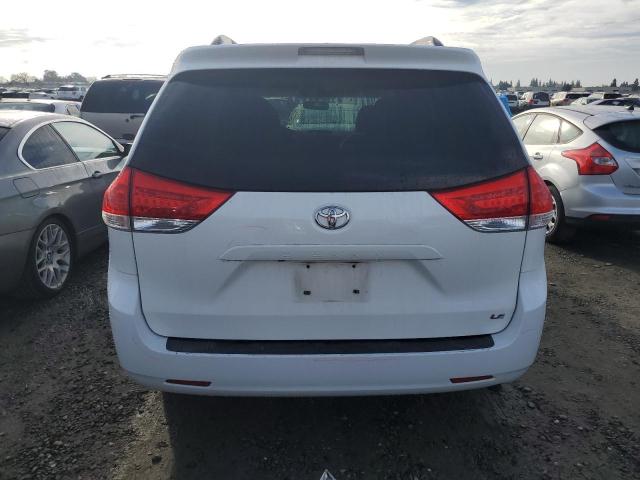 Photo 5 VIN: 5TDKK3DC3DS345793 - TOYOTA SIENNA LE 