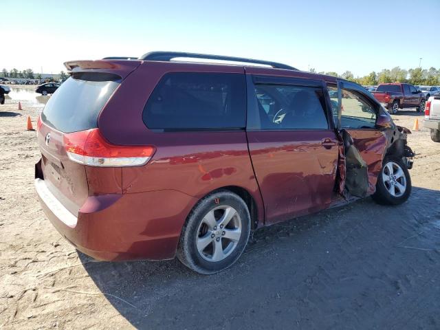 Photo 2 VIN: 5TDKK3DC3DS347608 - TOYOTA SIENNA LE 