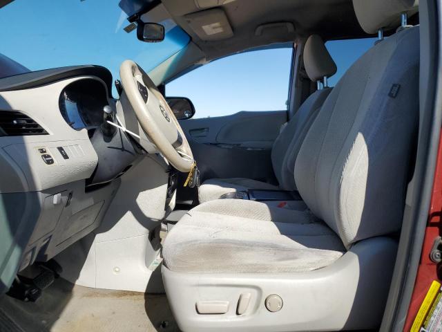 Photo 6 VIN: 5TDKK3DC3DS347608 - TOYOTA SIENNA LE 