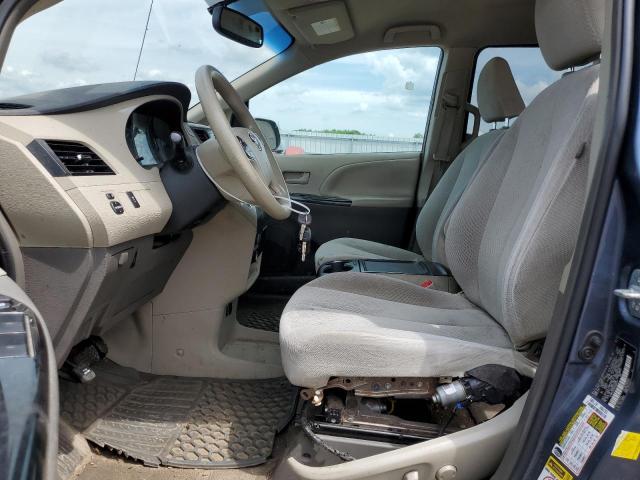 Photo 6 VIN: 5TDKK3DC3DS360374 - TOYOTA SIENNA LE 