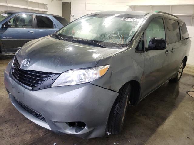 Photo 1 VIN: 5TDKK3DC3DS383976 - TOYOTA SIENNA LE 