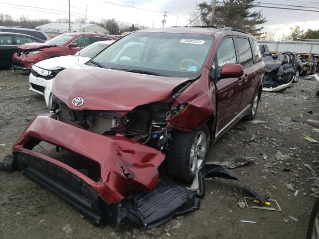 Photo 1 VIN: 5TDKK3DC3DS390927 - TOYOTA SIENNA LE 