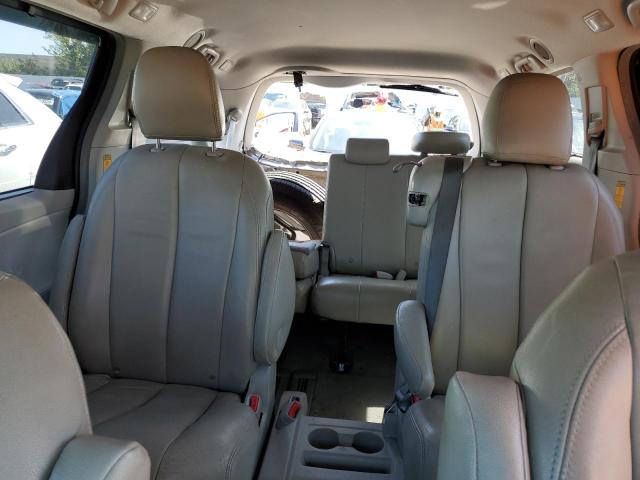 Photo 9 VIN: 5TDKK3DC3DS402316 - TOYOTA SIENNA LE 