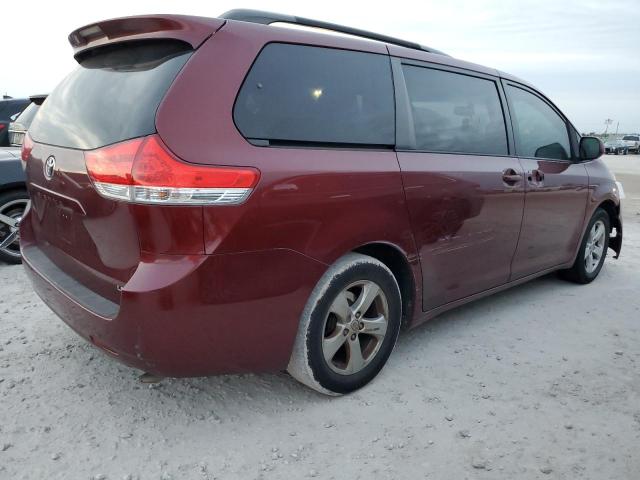 Photo 2 VIN: 5TDKK3DC3DS403899 - TOYOTA SIENNA LE 