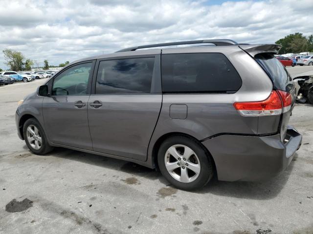 Photo 1 VIN: 5TDKK3DC3DS404390 - TOYOTA SIENNA LE 