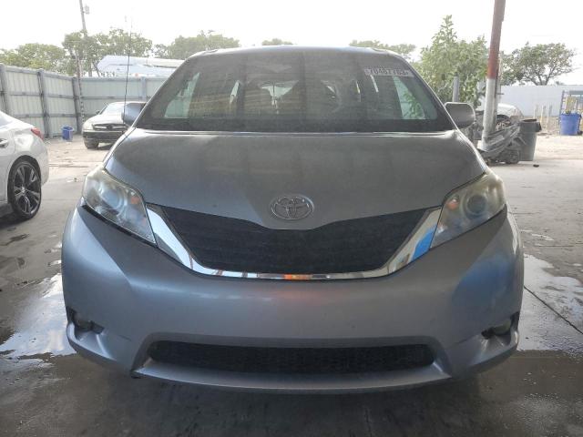 Photo 4 VIN: 5TDKK3DC3ES412572 - TOYOTA ALL MODELS 