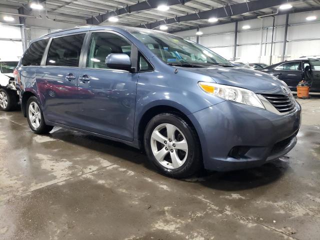 Photo 3 VIN: 5TDKK3DC3ES435849 - TOYOTA SIENNA LE 